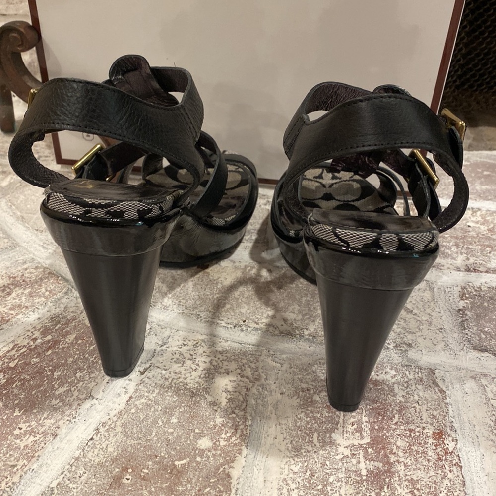 NWT.  Coach 3.5” heels. Jamie Textured Calf. Leather and Patent Platform - Picture 6 of 11